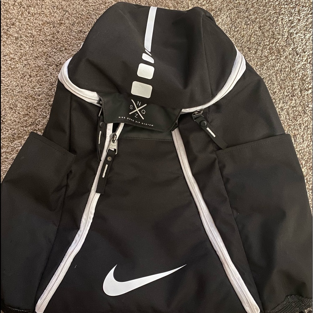 Nike elite basketball bag